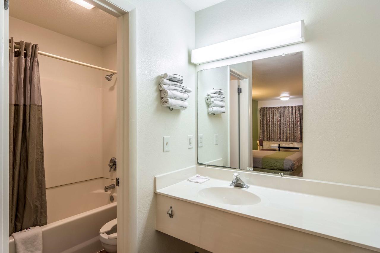 Motel 6 Chattanooga East Kültér fotó