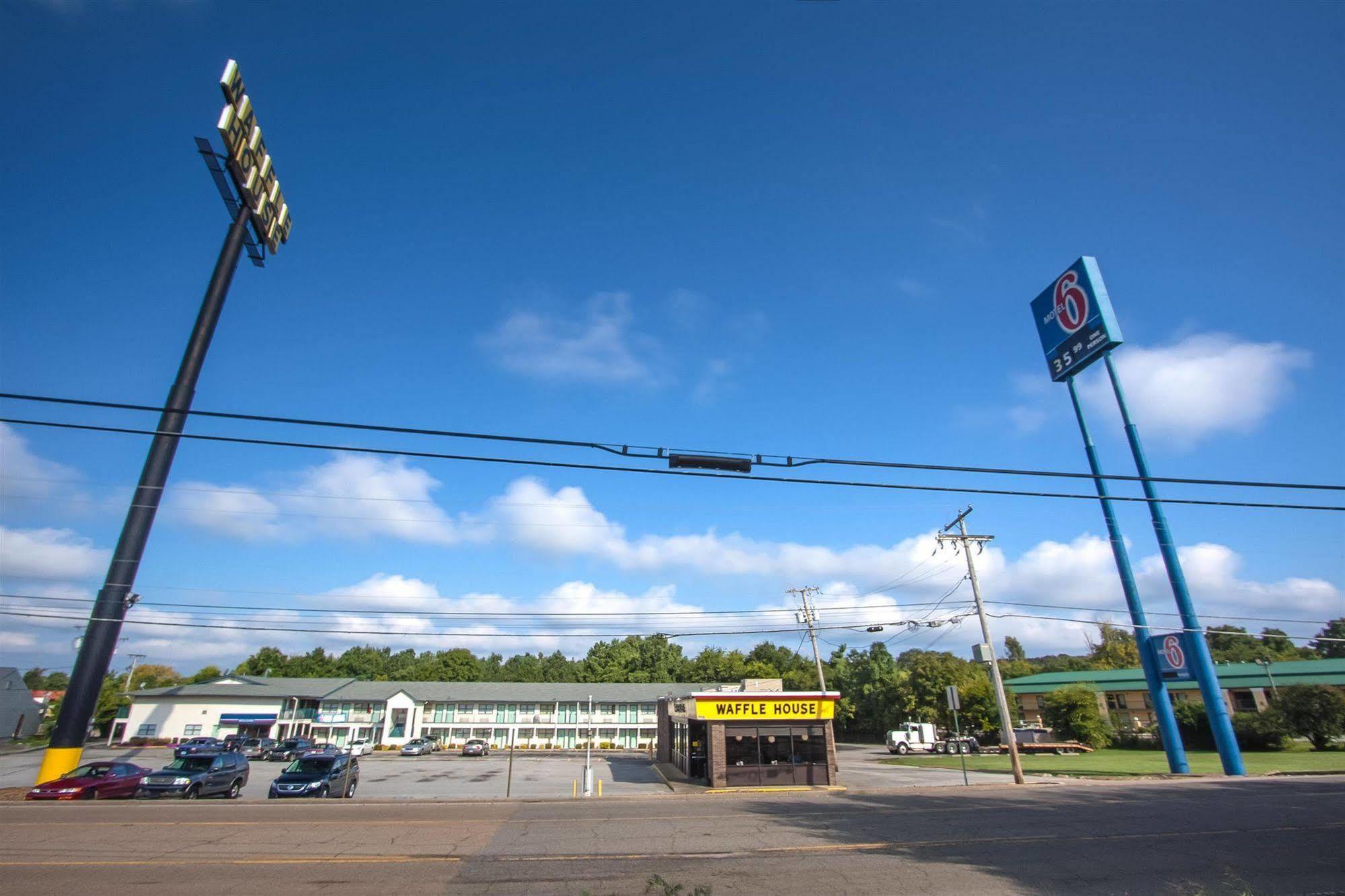 Motel 6 Chattanooga East Kültér fotó