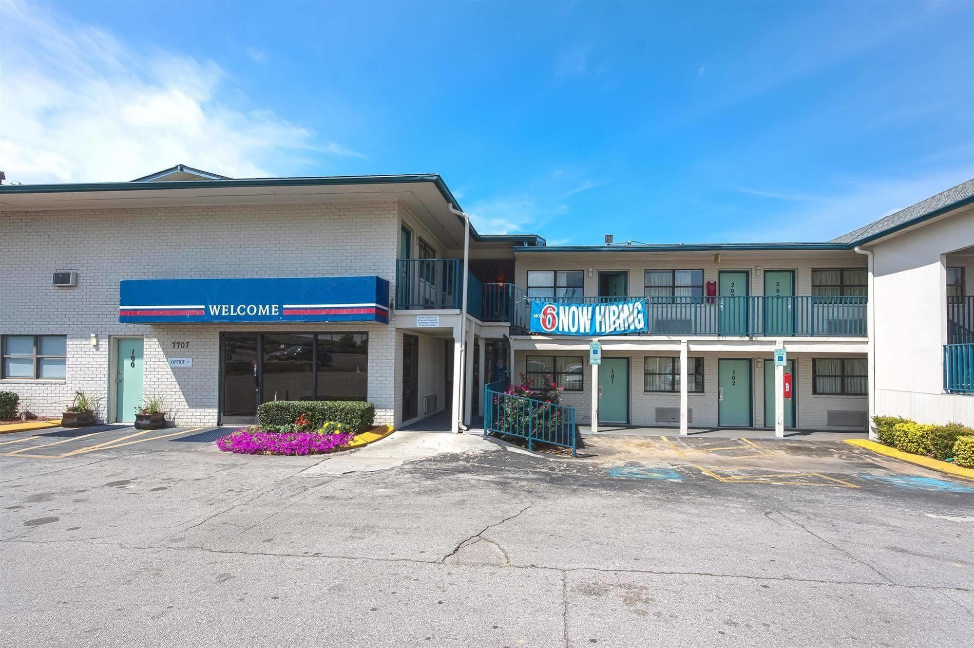 Motel 6 Chattanooga East Kültér fotó